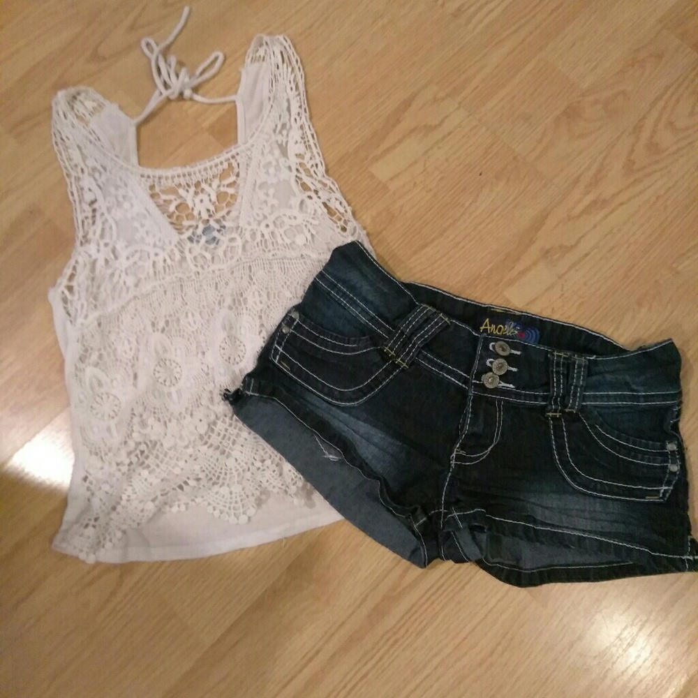 Angels short shorts.